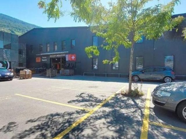 Warehouse for rent in Sion 297 m² | dreamo. Ch