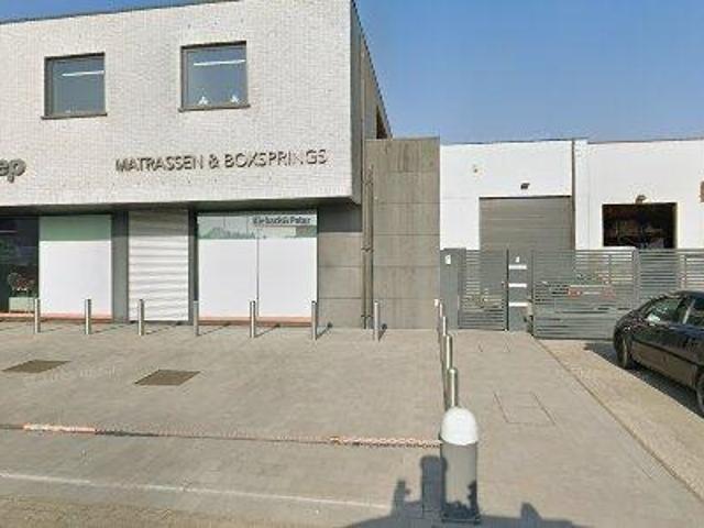 Warehouse for rent in Roosdaal