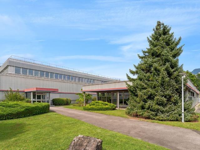 Warehouse for rent in Vouvry 438 m² | dreamo. Ch