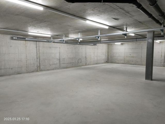 Warehouse for rent in Volketswil 146 m² | dreamo. Ch