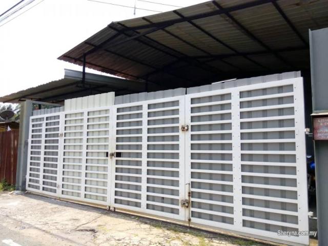 warehouse / factory at bkt treh, muar