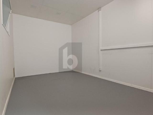 Warehouse with 3 rooms for rent in Etzgen 90 m² | dreamo. Ch