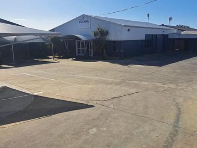 warehouse to let | giuletti road, wa.