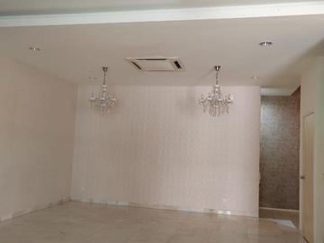 Warisan Indah Cheapest in Market King Size Terrace with 9 rooms