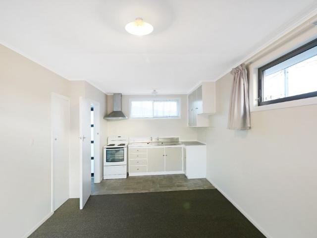 Warm One Bedroom Unit
