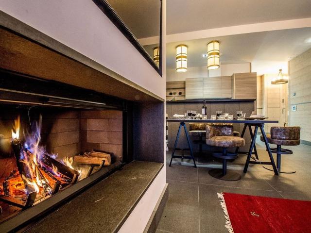 Warm and charming 3.5 room apartment for Christmas and New Year in the center of Crans