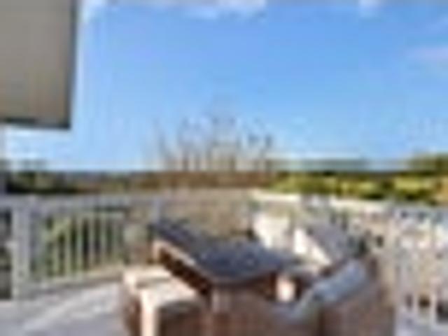 Warm family feeling with views