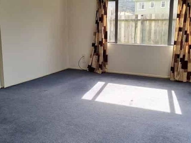 Warm single level Family home