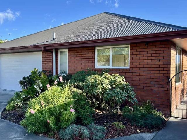 Warm, Spacious Two Bedroom Home on Beach Road ÃÆ'¢Ãâ€Ã¢â€¬Ãâ€ Available Now