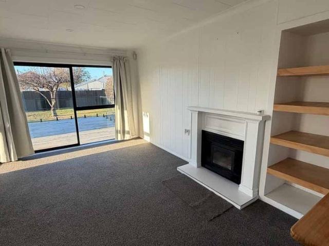 Warm 3 bedroom home Available from June 20, 2026
