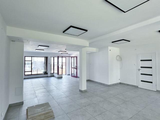Nowoczesny lokal usługowy 65 m² z witryną w Ursusie