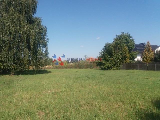 Działka 2000 m2 na Ursynowie z możliwością zabudowy