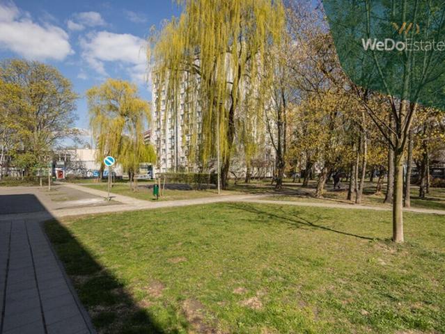 Warszawa, Włochy, Aleja Dwudziestolatków