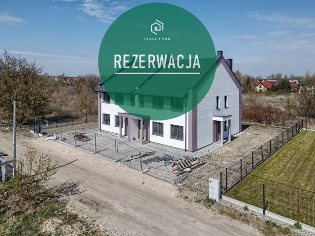 Trzypoziomowe mieszkanie 86,9 m2 z poddaszem i miejscami postojowymi