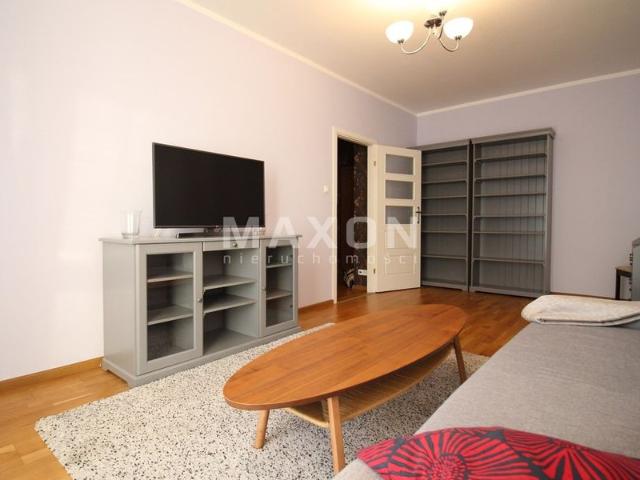 Warszawa, Wilanów, ul. Adama Branickiego