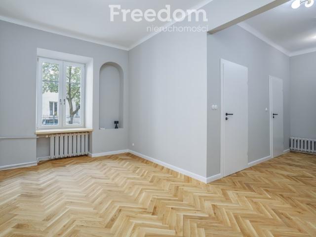 Nowoczesne 49,7 m² w centrum Warszawy po remoncie
