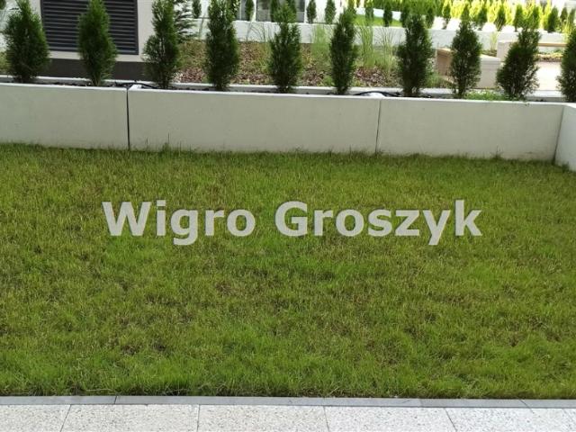 Warszawa, Bielany, Młociny, Lekka