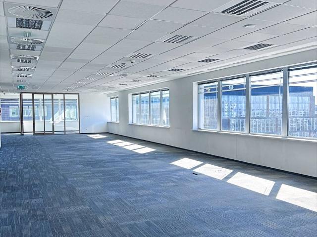Nowoczesne biuro 1003 m² w centrum Mokotowa, panoramiczny widok