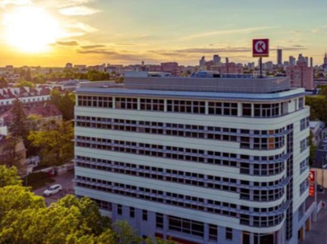 Warszawa, Mokotów, BIUROWIEC Puławska 86