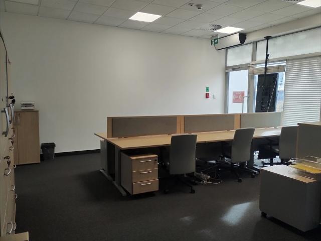 Magazyn 258 m² z rampą i windą w centrum Łodzi