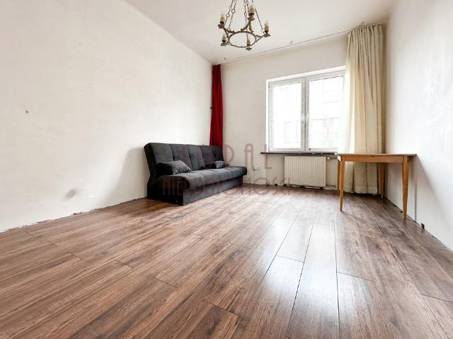 Warszawa, Mokotów, przy Madalińskiego/słoneczne/parki/winda/kamienica z 1939r 38,50 m2
