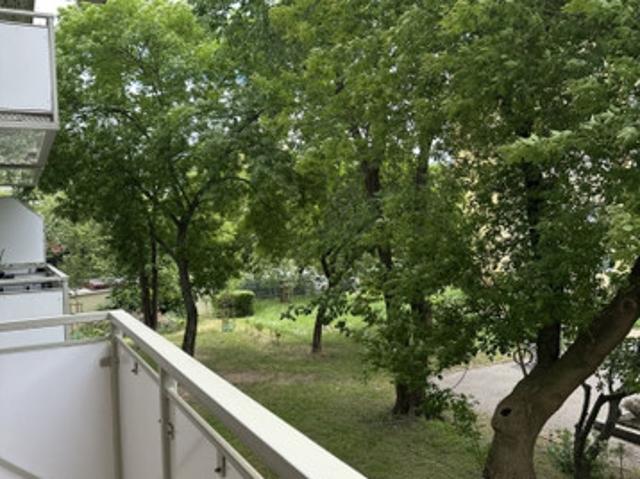 Warszawa, Mokotów, Służewiec, Zygmunta Modzelewskiego 10
