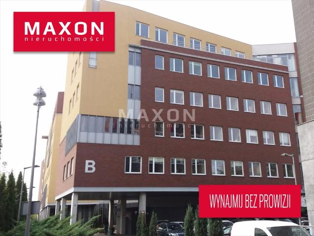 Nowoczesny biurowy moduł 548 m² z 9 gabinetami i open space