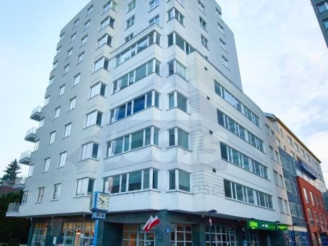 Nowoczesne biuro 312 m2 na Mokotowie z parkingiem