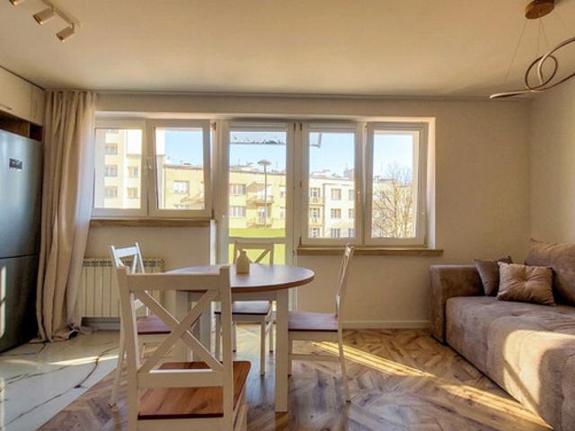 Warszawa, Ochota, Białobrzeska