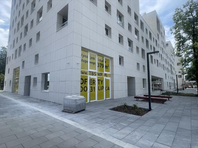 Nowoczesny lokal usługowo handlowy 379 m² przy Grójeckiej