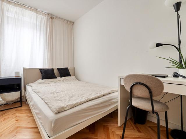 Warszawa, Ochota, Karola Dickensa