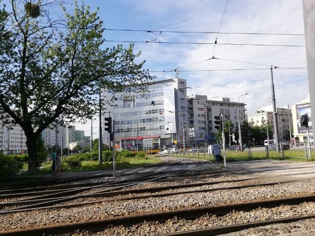 Biuro 27,5 m2 z klimatyzacją i ochroną na Pradze