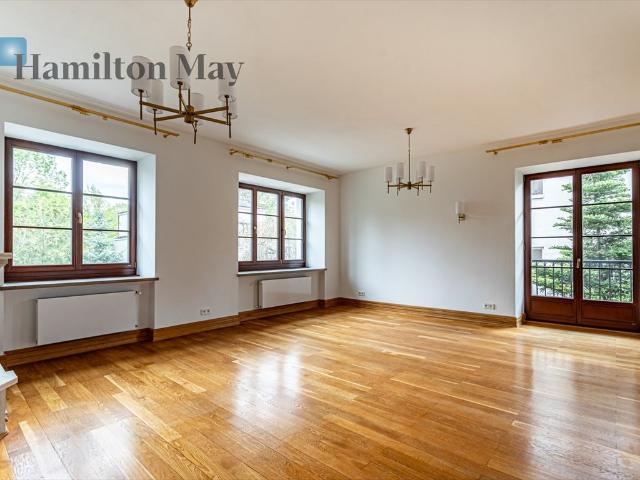 Przestronny 170m2 apartament z ogrodem i balkonami