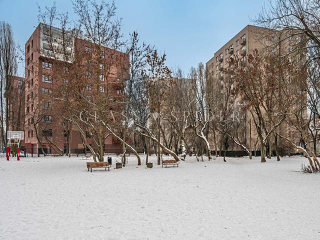 Warszawa, Praga Południe Kamionek, Bliska