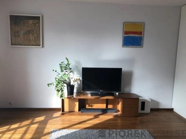 Warszawa, Praga Południe, Międzynarodowa