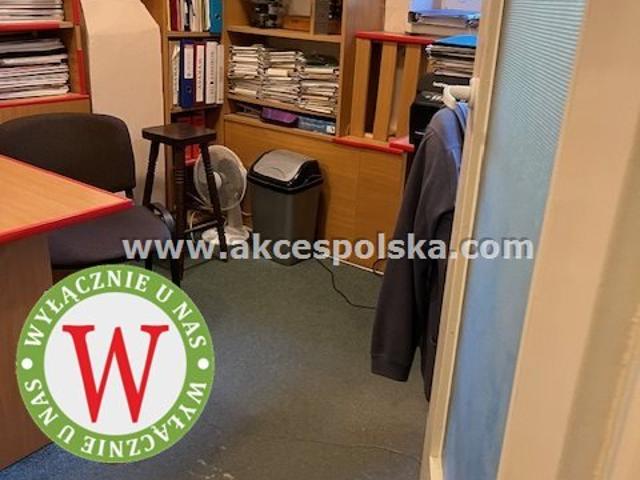 Lokal 58 m2 na Pradze Południe – idealny na gabinet lub biuro