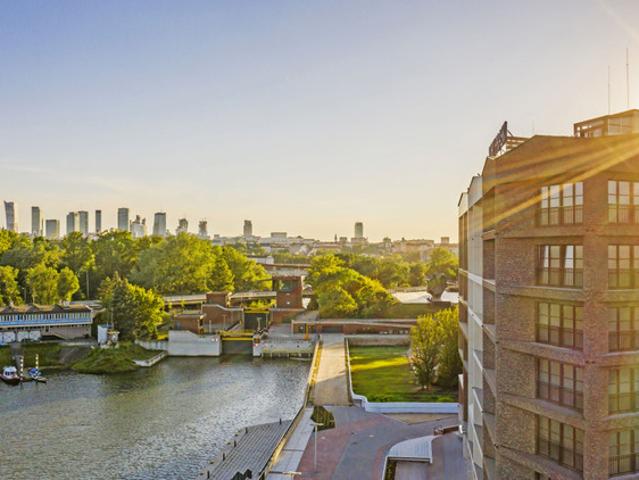 Warszawa, Praga Północ, ul. Sierakowskiego/ul. Stefana Okrzei