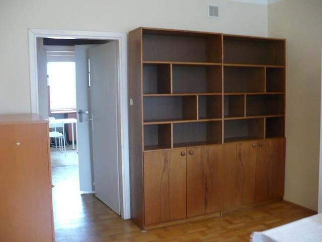 Warszawa, Śródmieście, Muranów, Dzielna