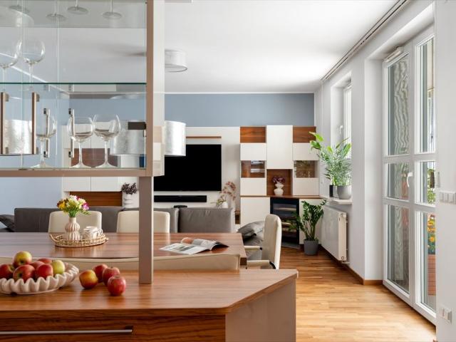 Przestronny 4 pokojowy apartament 144 m² z panoramicznym widokiem