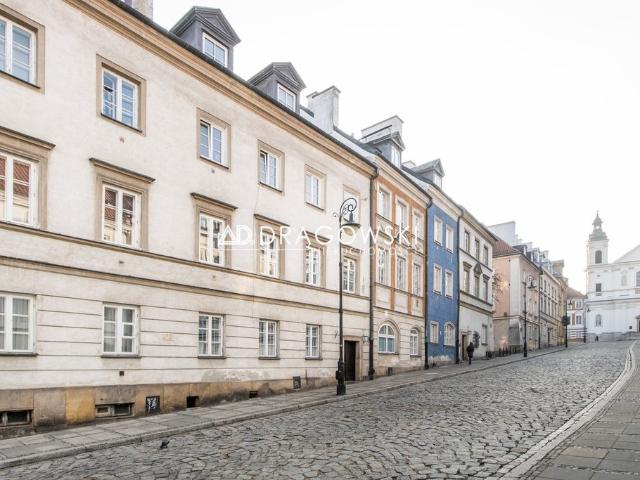 Warszawa, Śródmieście, Mostowa, 48 m2
