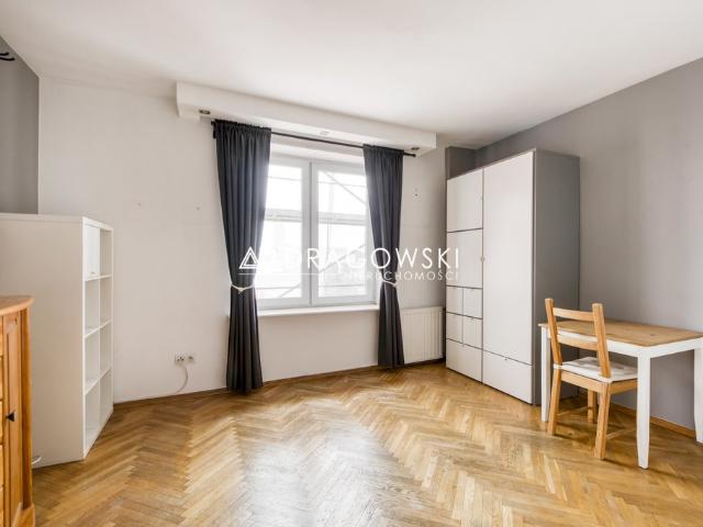 Warszawa, Śródmieście, Nowolipki, 20 m2