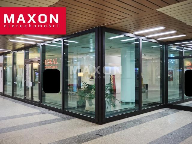 Lokal handlowy w pasażu, 99 m², witryny, centrum Warszawy