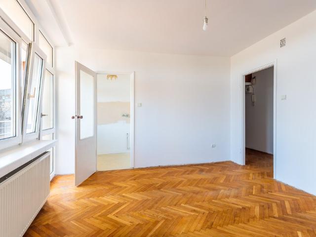Warszawa, Śródmieście, al. Wyzwolenia, 28,06 m2