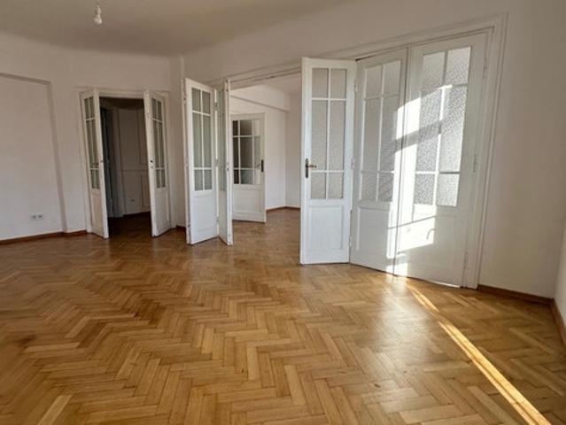 Warszawa, Śródmieście, al. 3 Maja