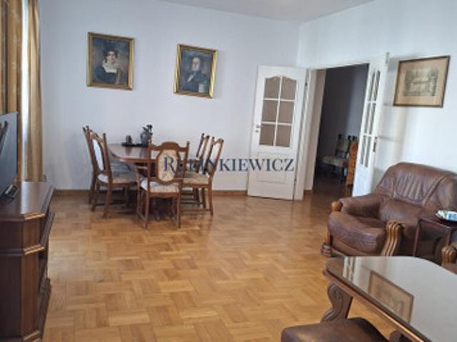 Warszawa, Śródmieście, Aleja Jana Pawła II
