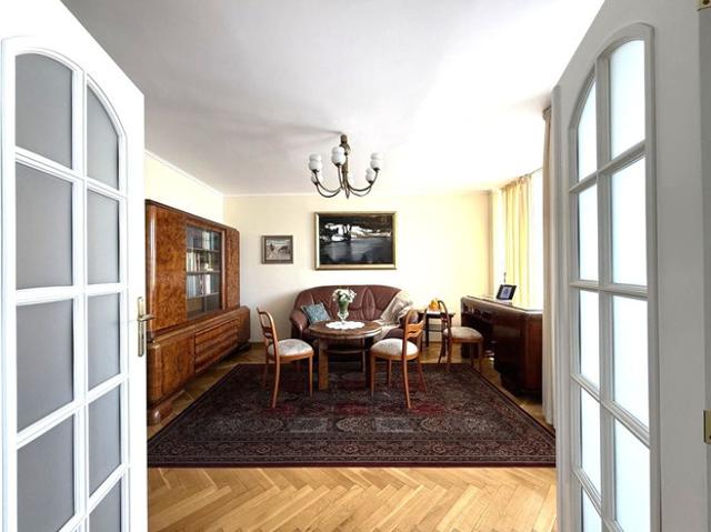 Warszawa, Śródmieście, Karowa