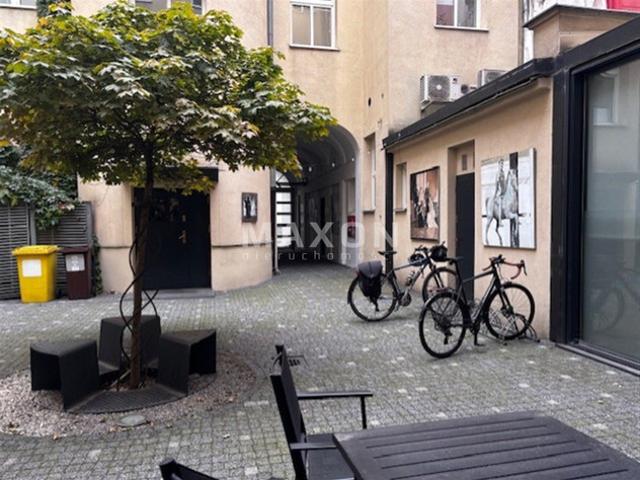 Warszawa, Śródmieście, pl. Jana Henryka Dąbrowskiego