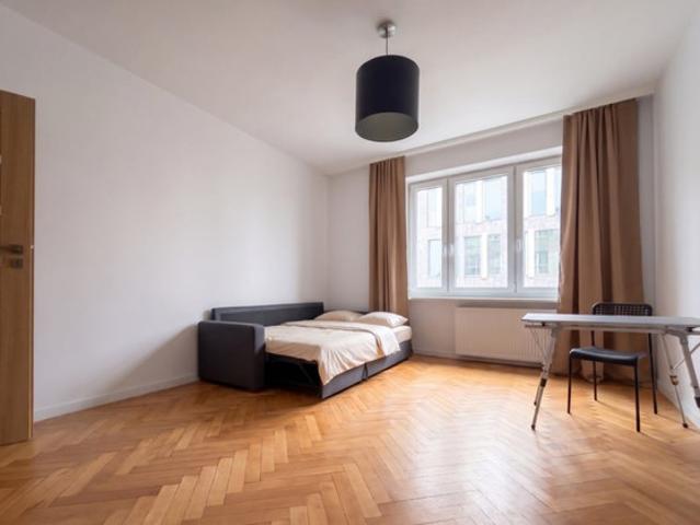 Warszawa, Śródmieście, Żurawia
