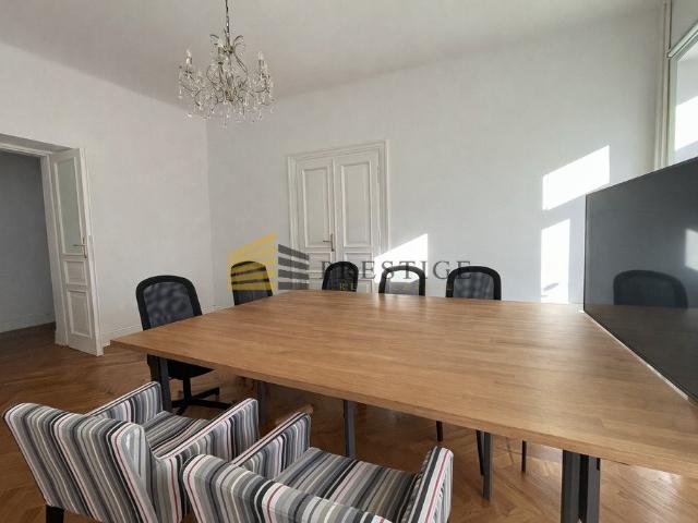 Przestronny biuro 82 m² z balkonem i monitoringiem