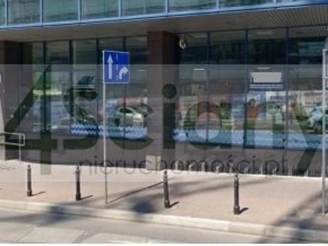 Lokal handlowo usługowy 103 m2 w centrum Warszawy